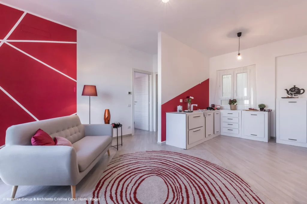 Home Staging Carton