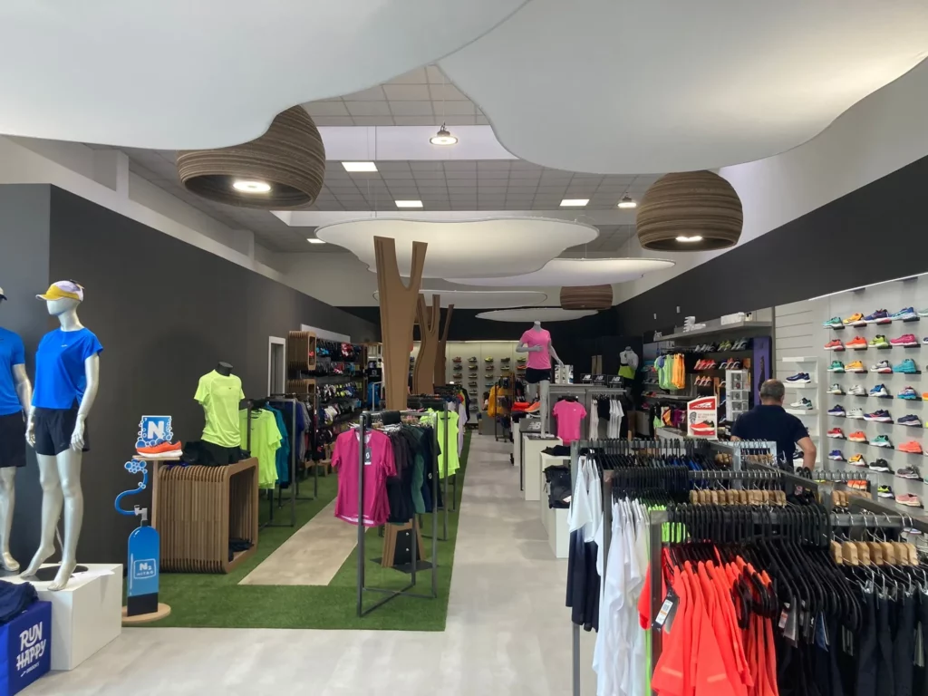 Cardboard furniture for sports shops - shop furniture