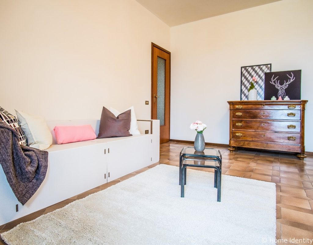 Home Identity - Home Staging in cartone 2