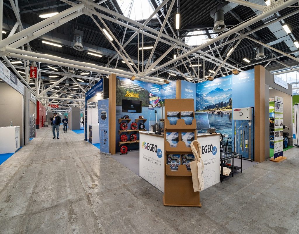 stand cartone accadueo gruppo egeo