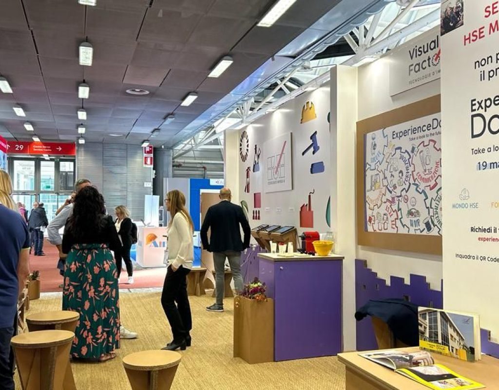 stand innovativo in cartone per fiere